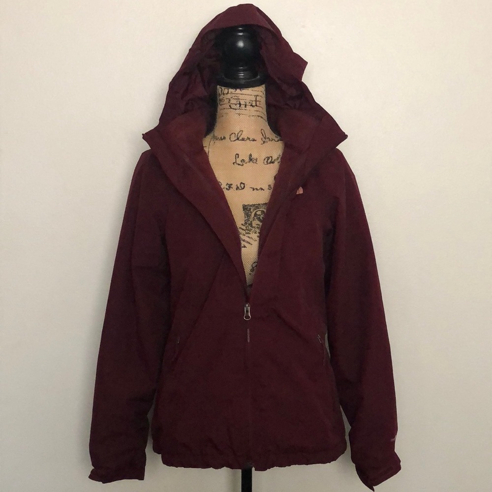 The North Face Women’s High and Dry Triclimate Jacket